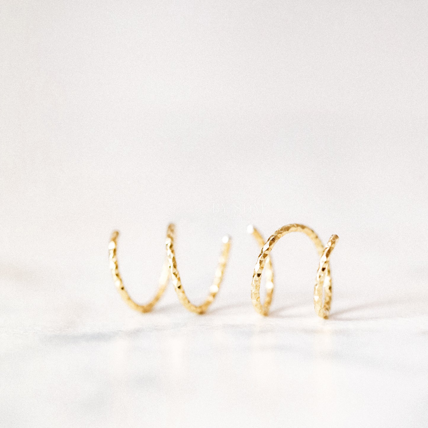 Double Hoop Earrings Spiral Loop Earrings Threader Hoops Minimalist Earrings Spiral Open Hoop Earrings 18k Gold plated Diamond Cut Earrings