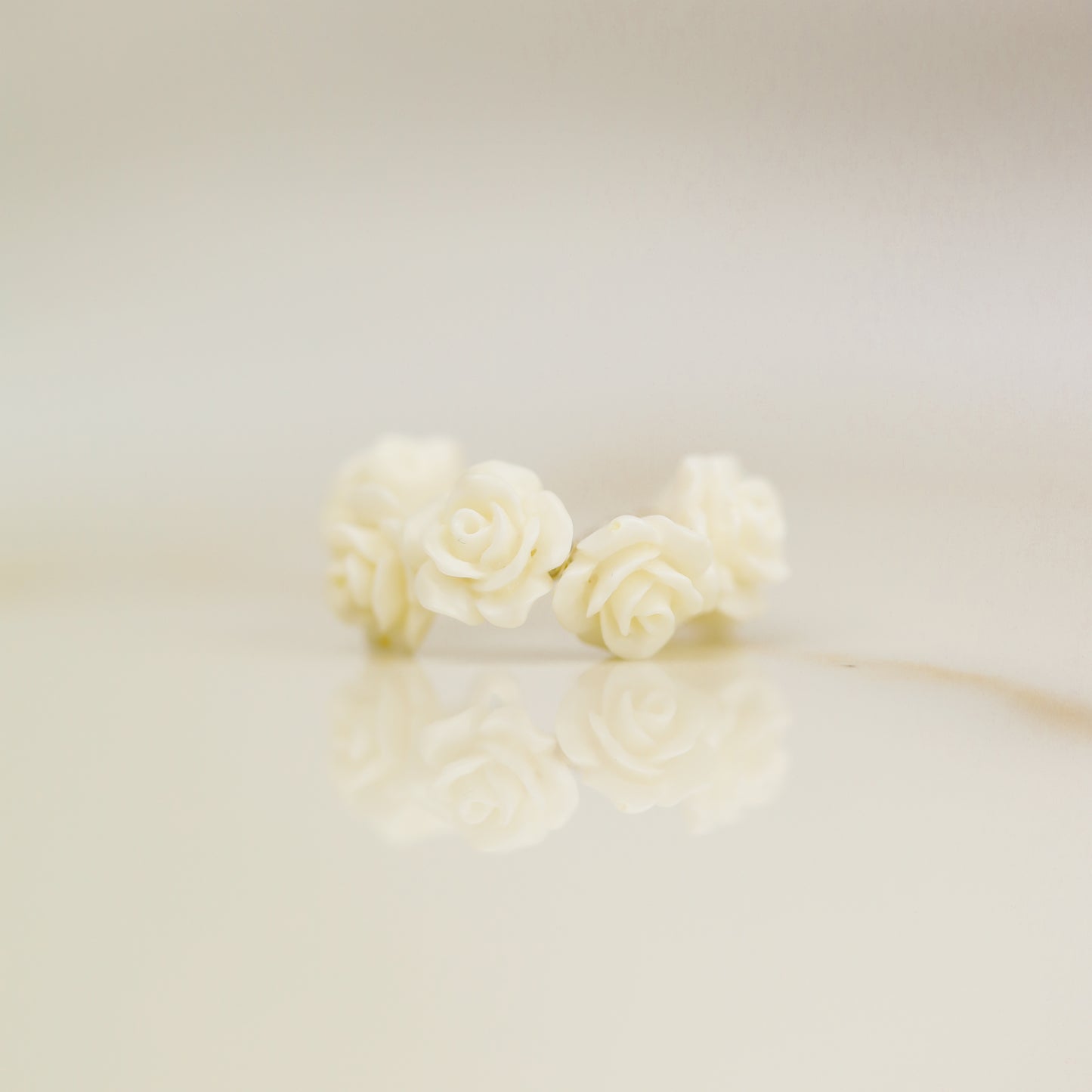 White Resin Rose Flower Ear Cuff in Sterling Silver, Gold or Rose Gold Filled, Simple Piercing Free Earrings, Turquoise Cuff, Pink Ear Cuff