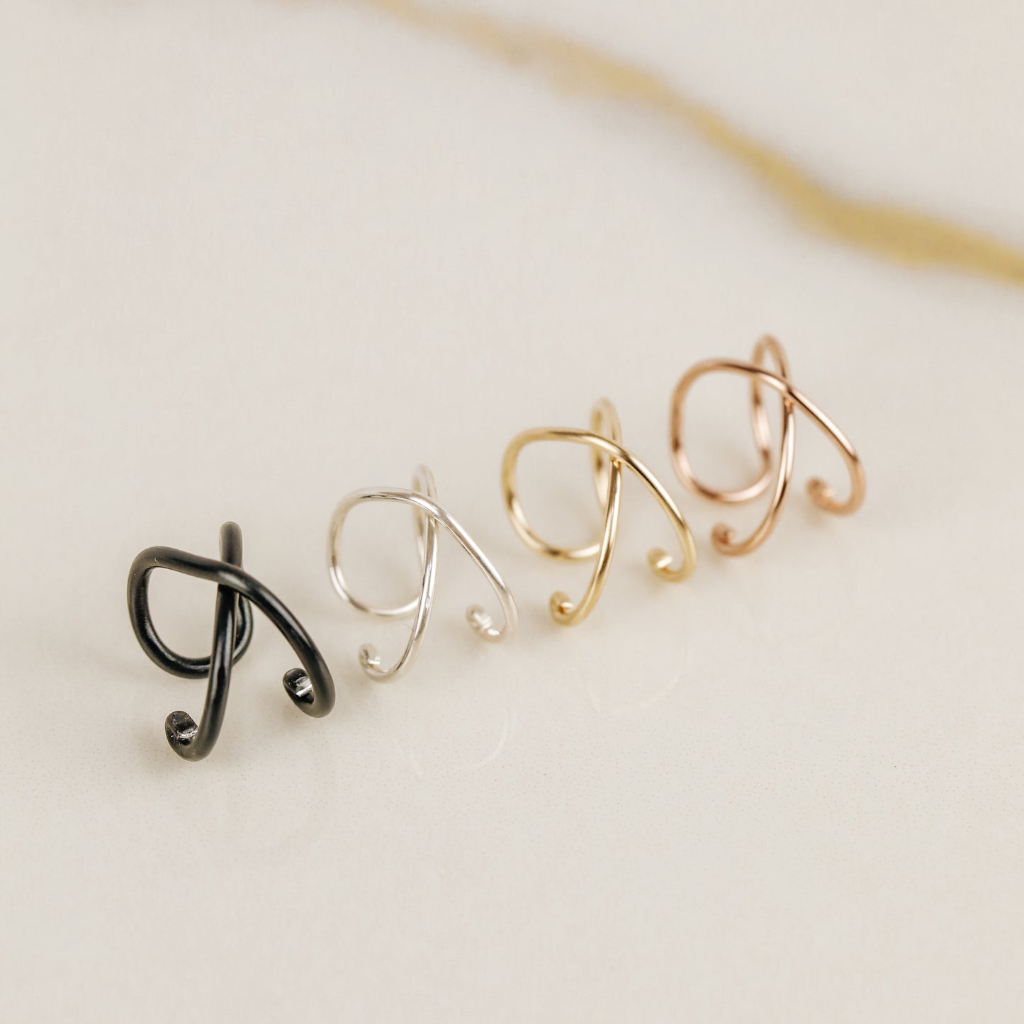 Criss Cross Ear Cuff, Gold Ear Cuff Cross, Non Piercing Ear Cuff, Cross Ear Cuff, Dainty Ear Cuff, Minimalist Ear Cuff, Tiny Ear Cuff