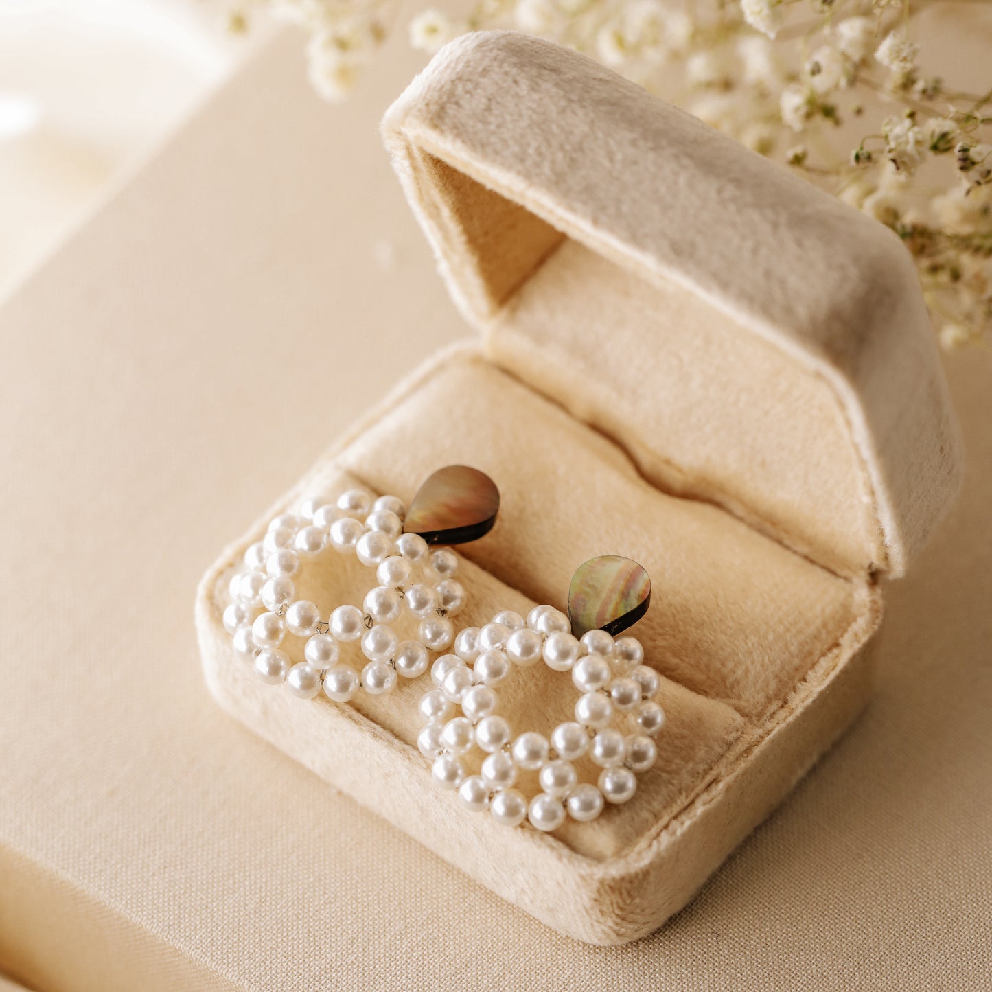 Mother of Pearl Beaded Pearl Hoop Earrings, White Pearl Earrings, Pearl Circle Hoop Earrings, Delicate Hoops, Stainless Steel Earrings