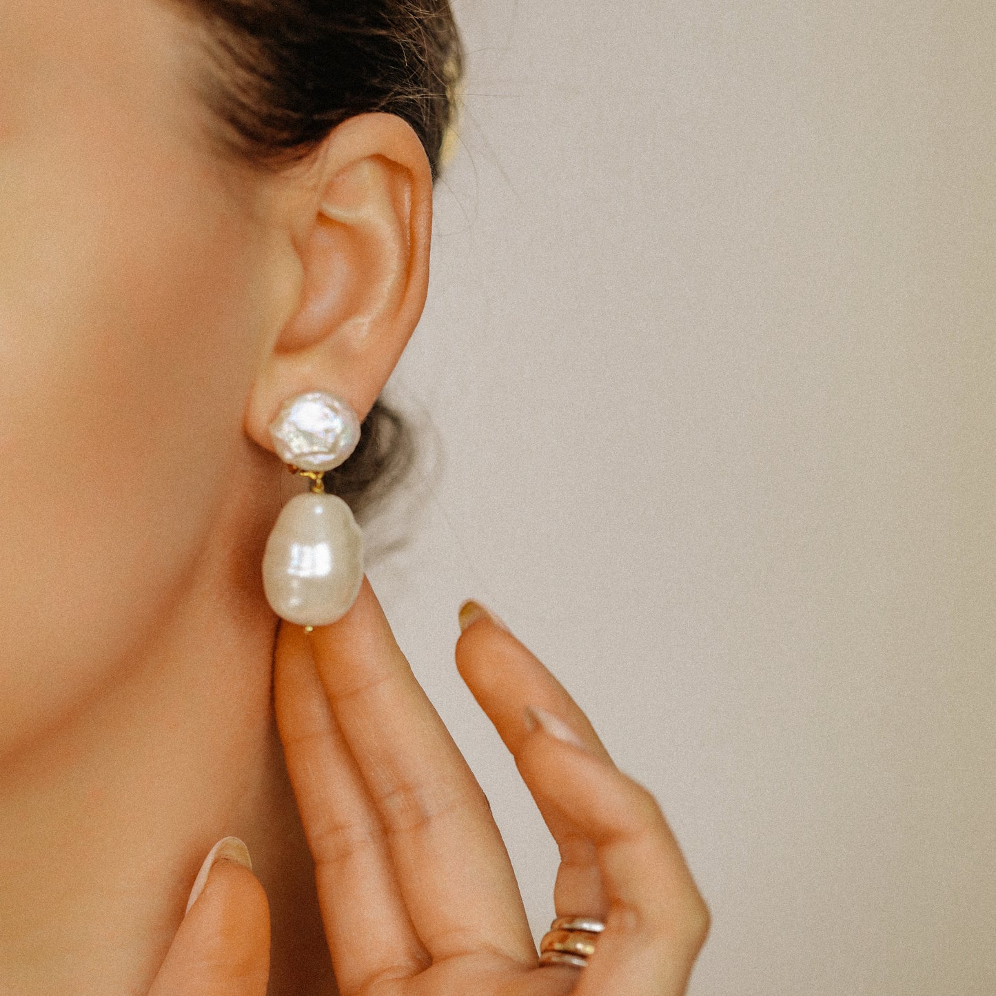 Clip On Earrings Pearl Drop Bridal Earrings Pearl Wedding Earrings Gold Bridal Jewelry Dangle Pearl Earrings Mother's Day Gift