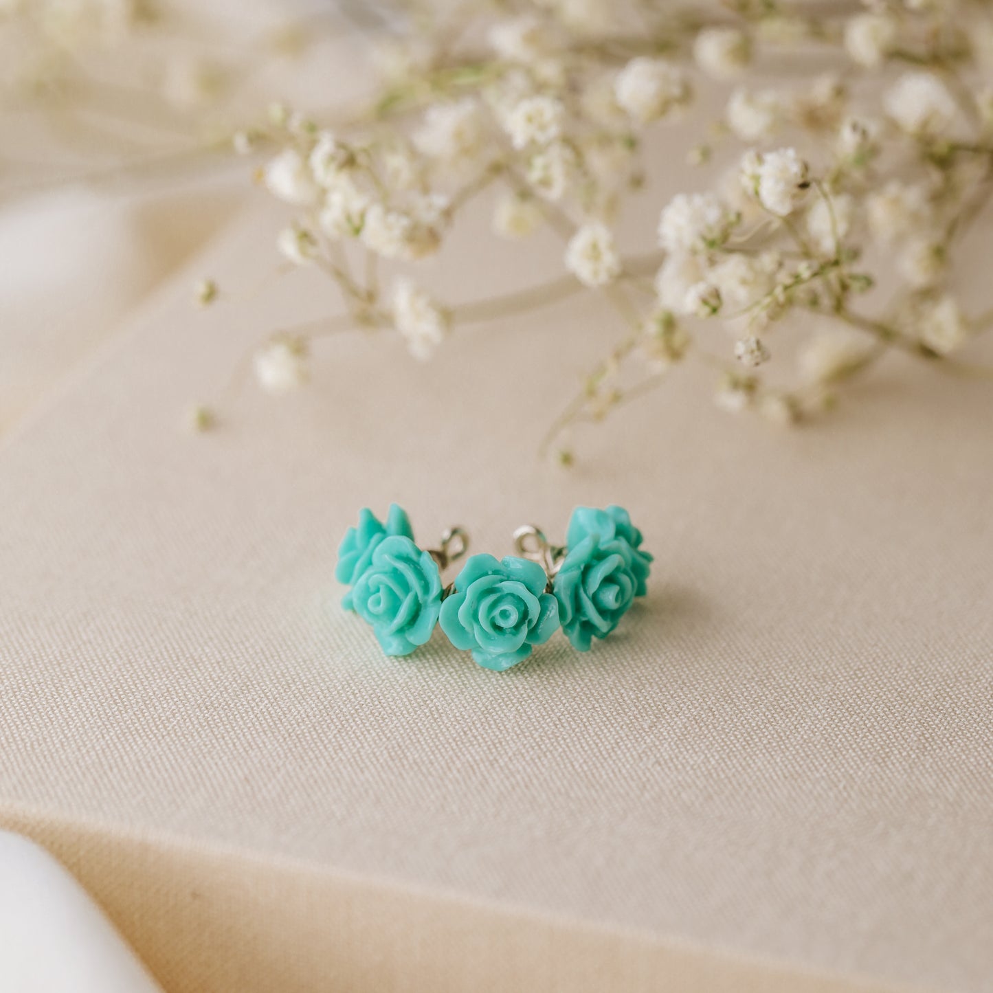 White Resin Rose Flower Ear Cuff in Sterling Silver, Gold or Rose Gold Filled, Simple Piercing Free Earrings, Turquoise Cuff, Pink Ear Cuff