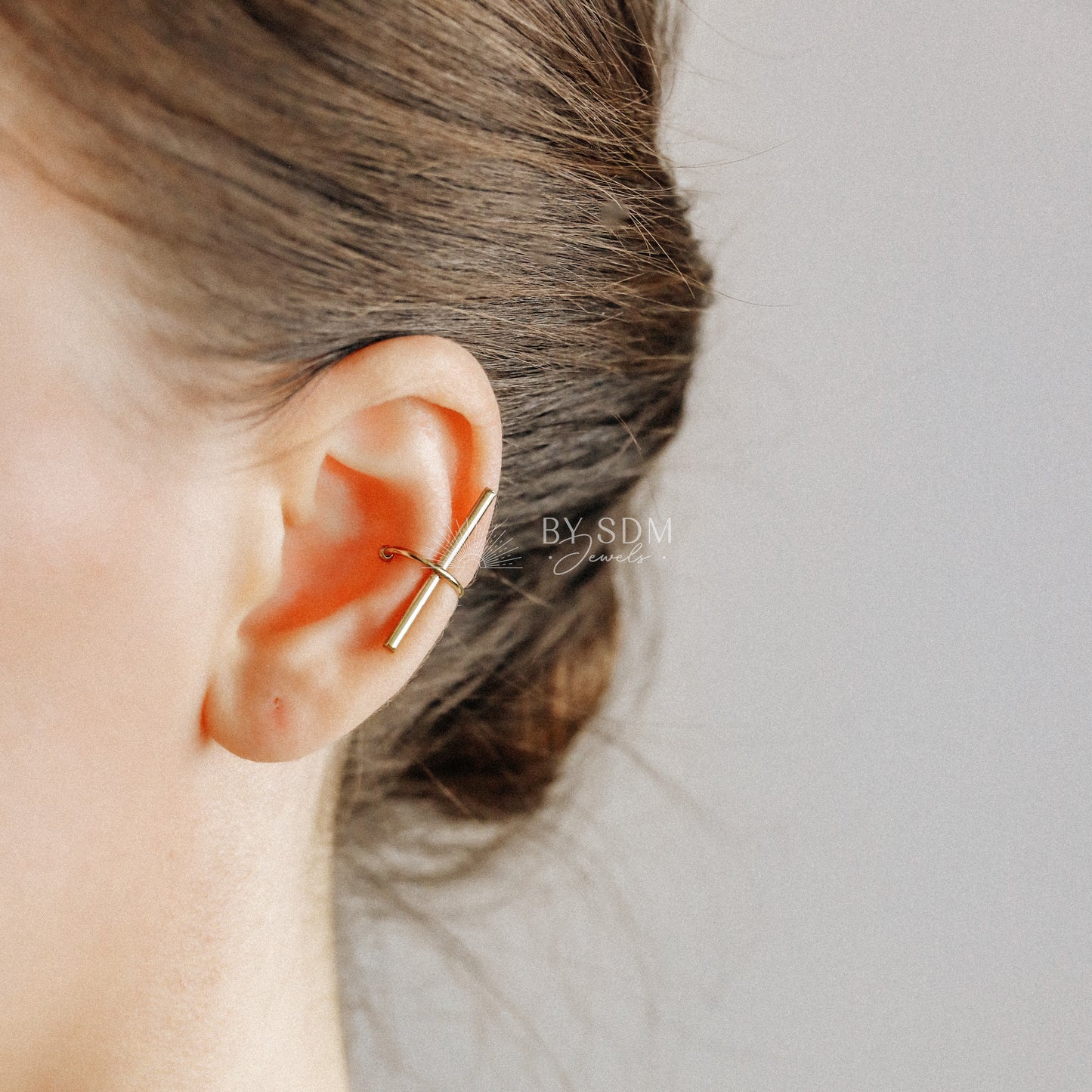 Gold Ear Cuff • Cartilage Ear Bar • No Pierce Ear Cuff • Ear Climber Bar • Cartilage Ear Cuff • Silver Ear Bar • Conch Minimalist Ear Cuff