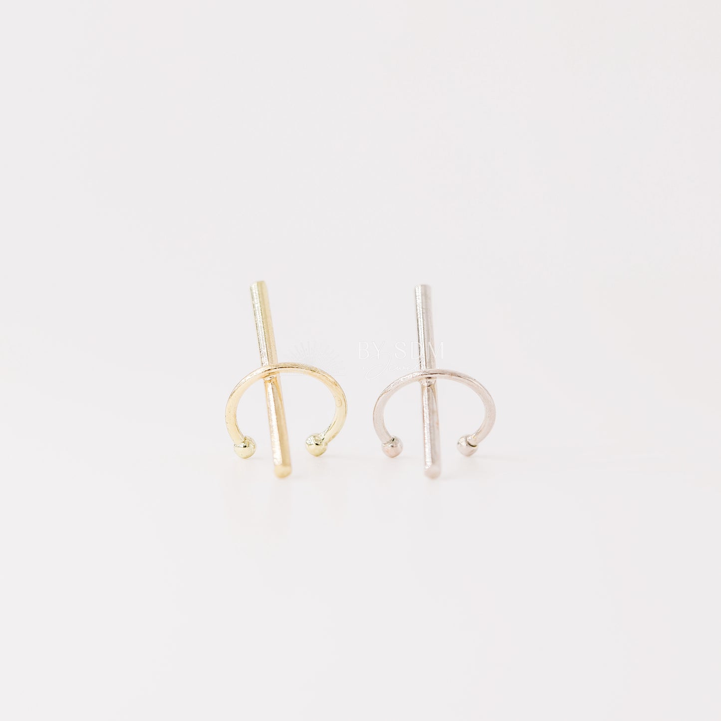 Gold Ear Cuff • Cartilage Ear Bar • No Pierce Ear Cuff • Ear Climber Bar • Cartilage Ear Cuff • Silver Ear Bar • Conch Minimalist Ear Cuff