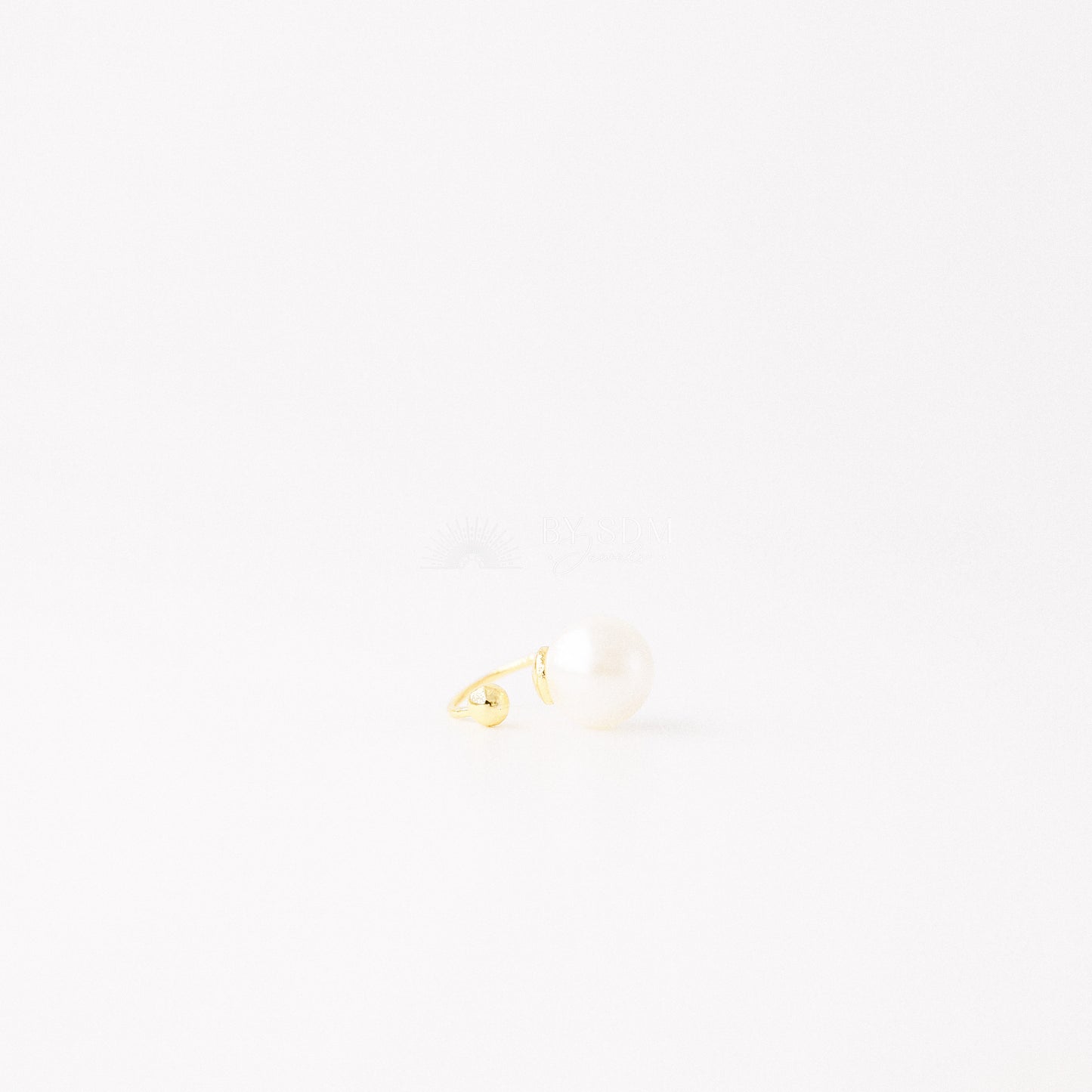 Pearl Ear Cuff • Pearl Ear Huggies • Dainty Ear Cuffs • Mini Pearls Ear Cuff • Minimalist Ear Cuff Earring • Ear Cuff Earrings • BYSDMJEWELS