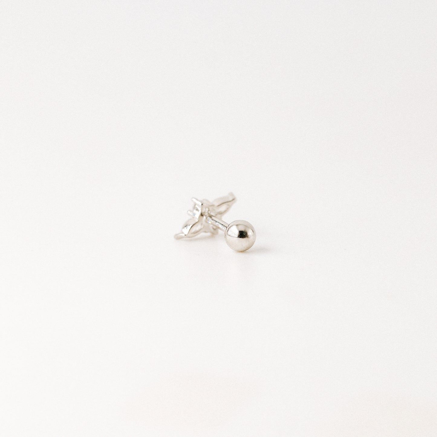 Dainty Gold Tiny Flower Earrings, Four Petals Flower Stud, Tiny Sparkly CZ Studs, Cartilage Earrings, Minimalist Earrings, Piercing Earrings