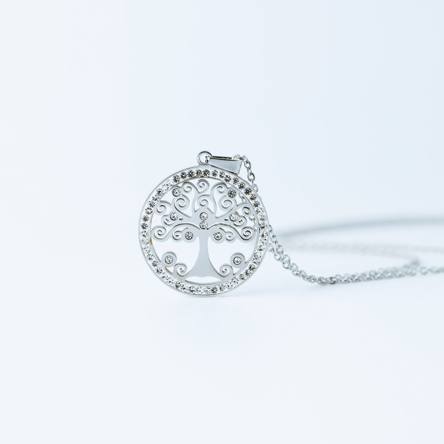 Dainty Tree of Life Necklace • Stainless Steel Family Tree Pendant • Family Tree Jewelry for Her, Arbre de Vie • Gift For Mom and Grandma