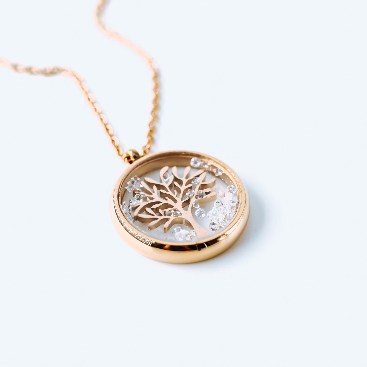 Dainty Tree of Life Necklace • Stainless Steel Family Tree Pendant • Family Tree Jewelry for Her, Arbre de Vie • Gift For Mom and Grandma