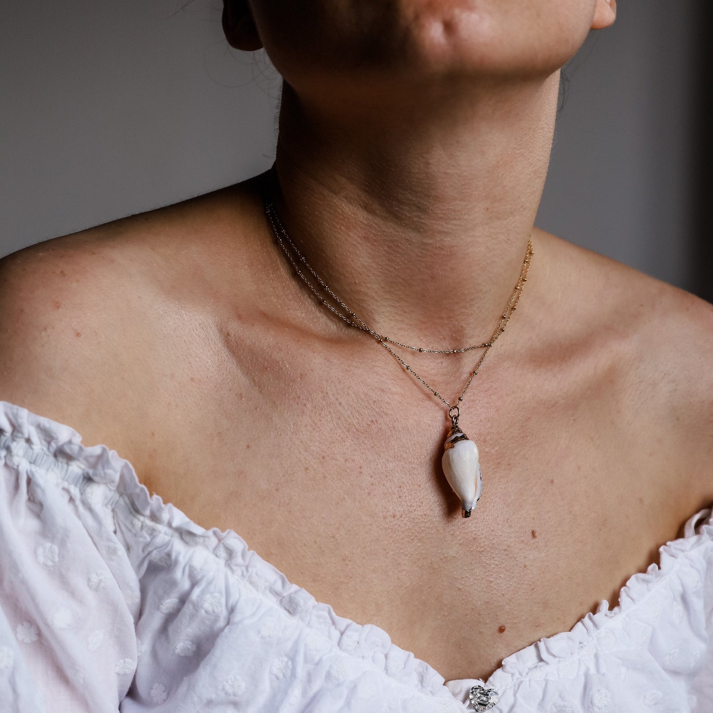 Real Conch Shell Necklace • Gold Natural Shell Necklace • Dainty Gold Necklace • Ocean Jewelry • Seashell Jewelry • Sea Shell Necklace