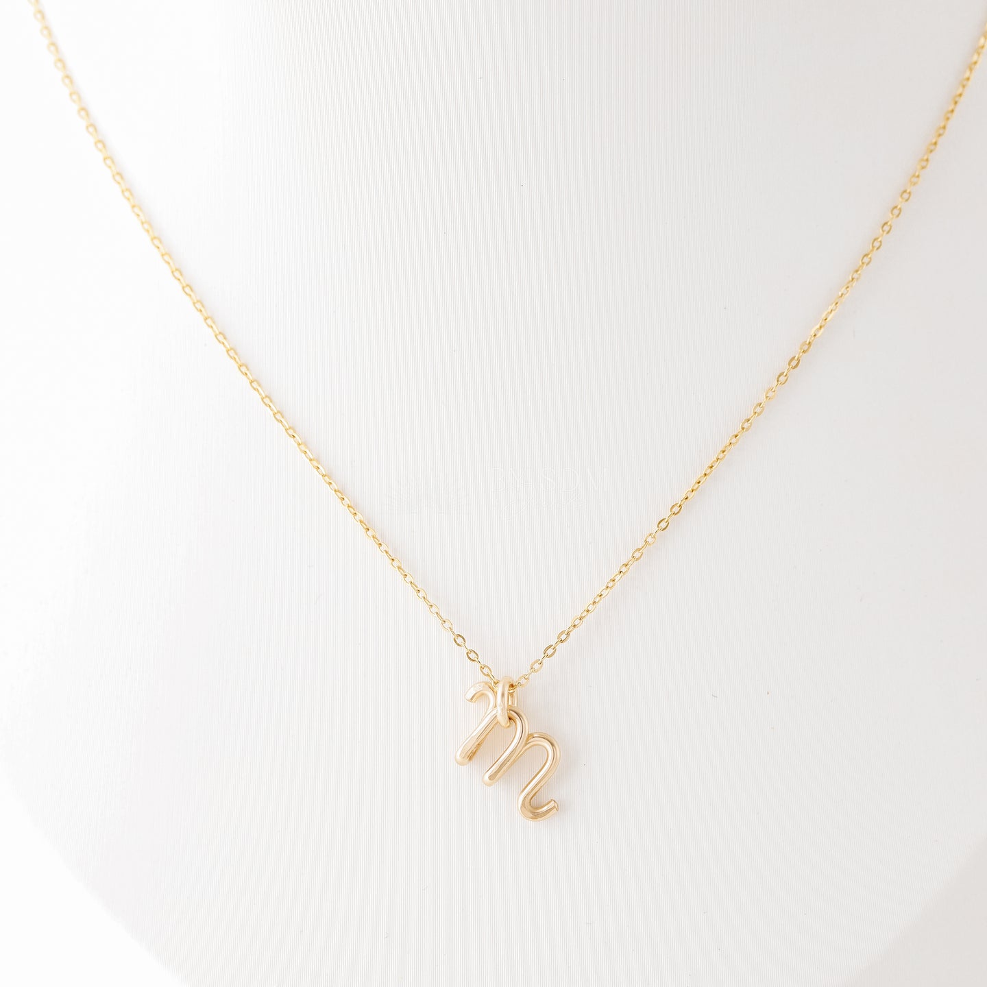 M Initial Necklace • Personalized Name Necklace • Letter Necklace • Gold Necklace • Wife Gifts • Gifts For Mom • Moms Gift • Birthday Gift