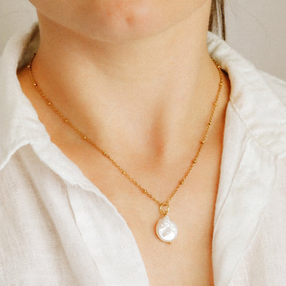 Baroque Pearl Pendant Necklace: 18k Gold Stainless Steel Satellite Chain