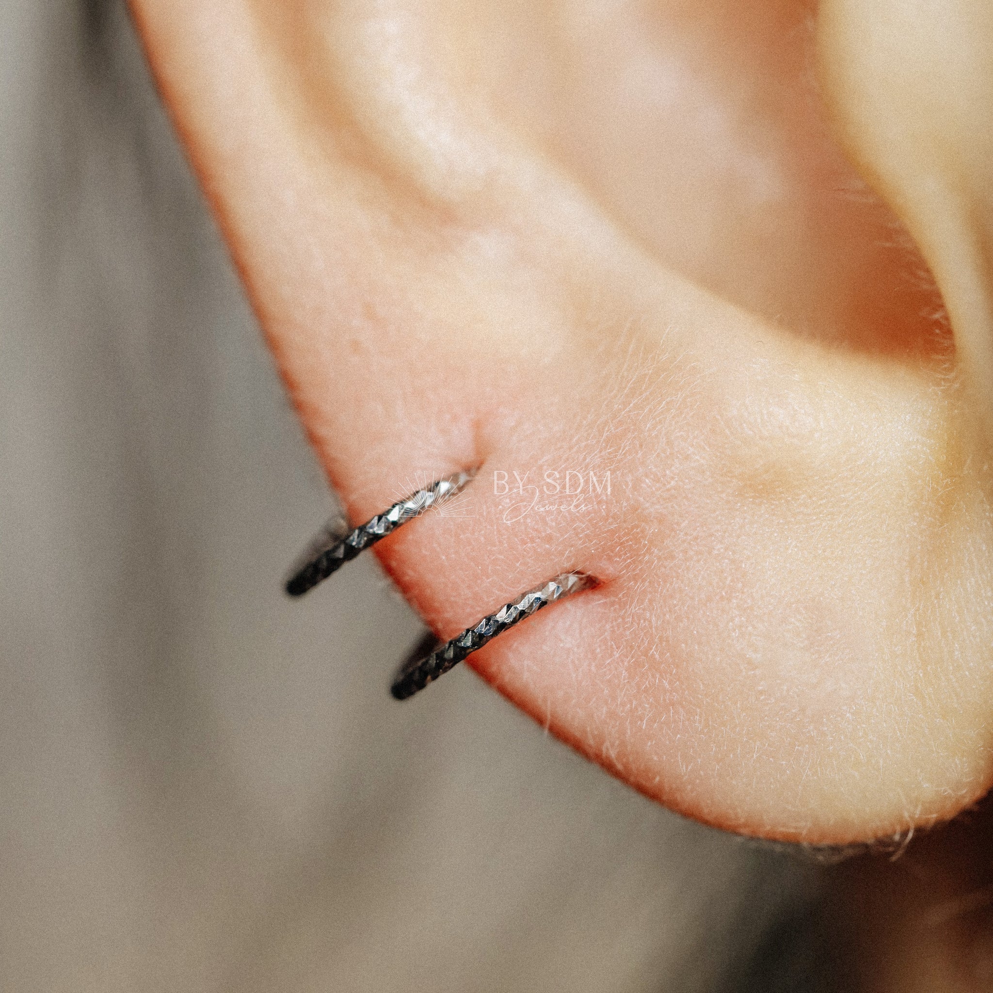 metal helix ear stud piercing earring 2x Unique Spiral Double