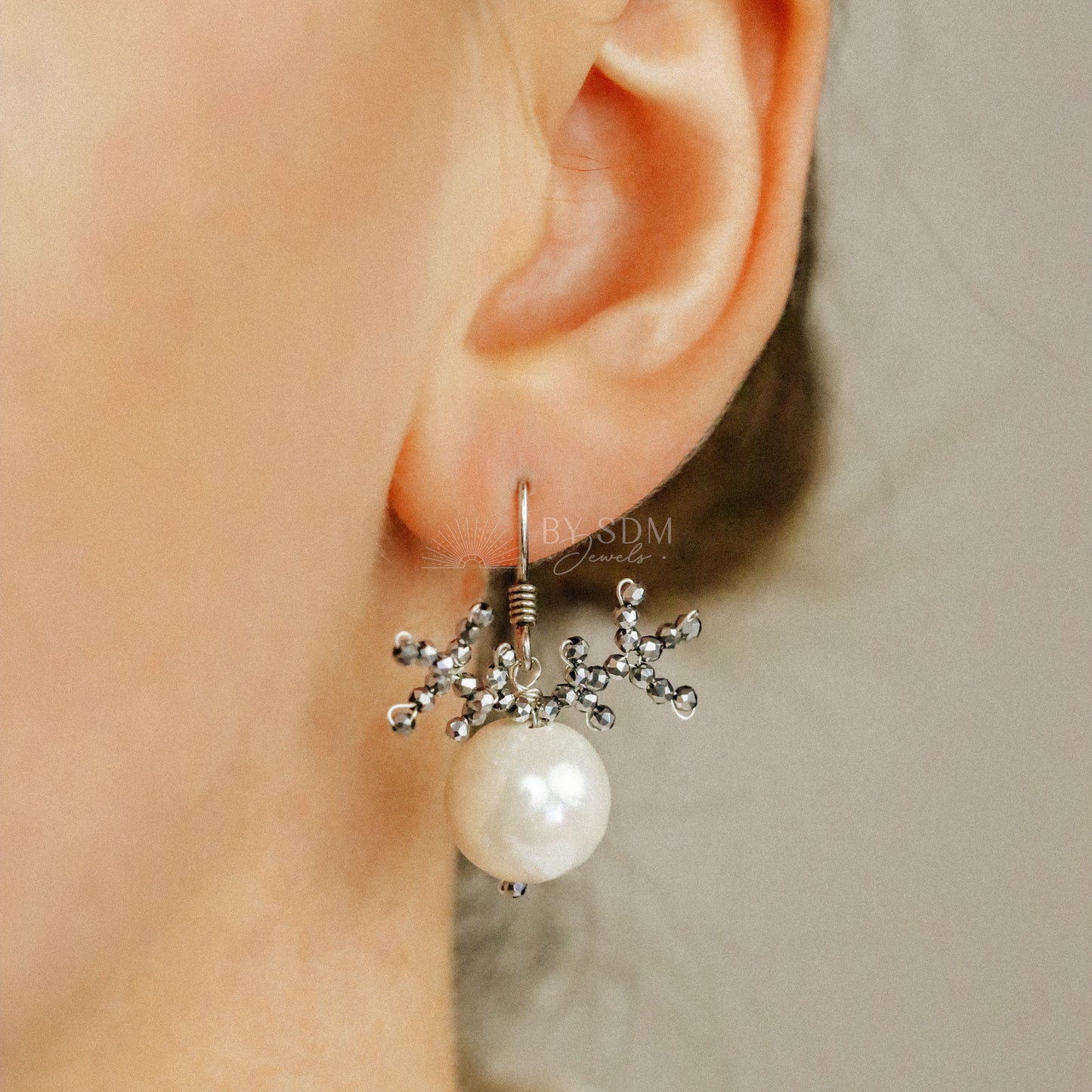 Reindeer Dangle Earrings • Silver Christmas Earrings • Reindeer Head Pearl • Christmas Earrings Xmas • Gift For Girls • BYSDMJEWELS