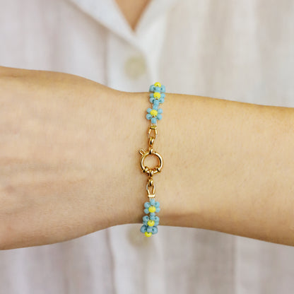 Beaded Daisy Flower Bracelet: Blue Floral Stainless Steel Jewelry
