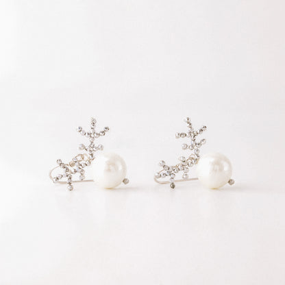 Reindeer Dangle Earrings • Silver Christmas Earrings • Reindeer Head Pearl • Christmas Earrings Xmas • Gift For Girls • BYSDMJEWELS