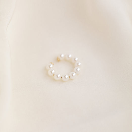 Pearl Ear Cuff, Gold Filled Pearl Jewelry, Faux Piercing, Trendy Jewelry, Ear Cuffs, Cute Jewelry, Gift Ideas for Friends, Bride Jewelry