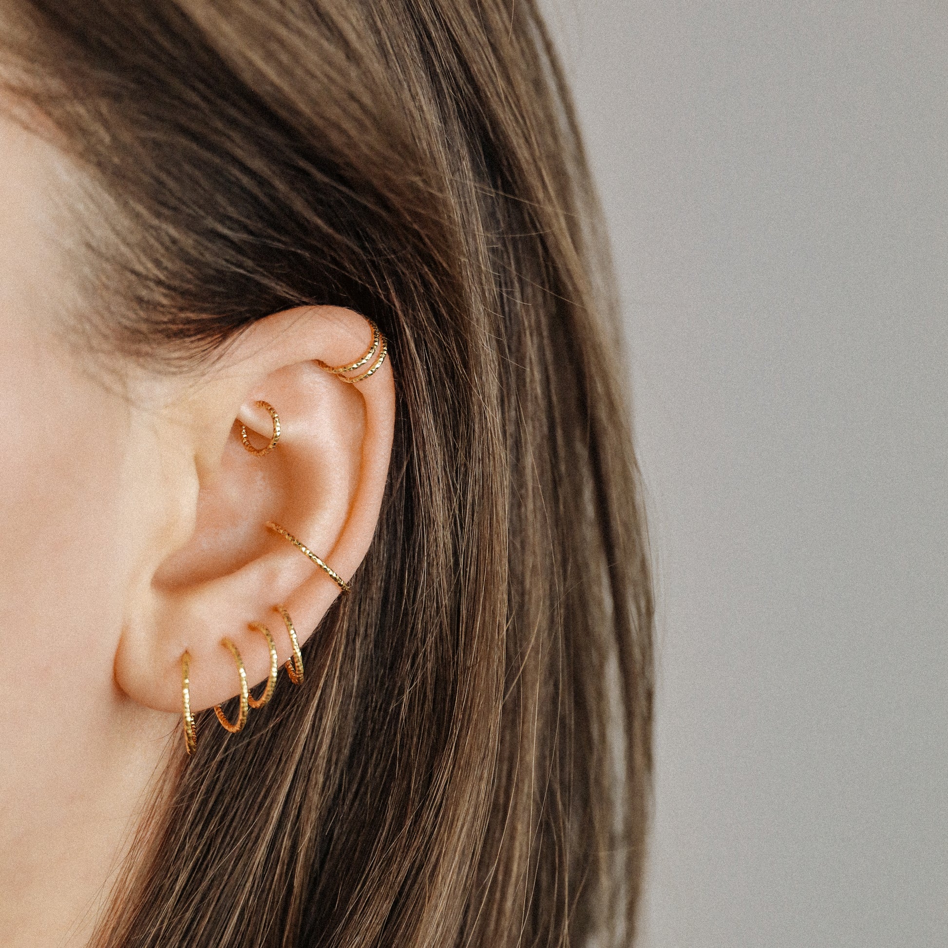 Diamond Cut Helix Hoop - Tiny Cartilage Earring - Endless Ring Hoops