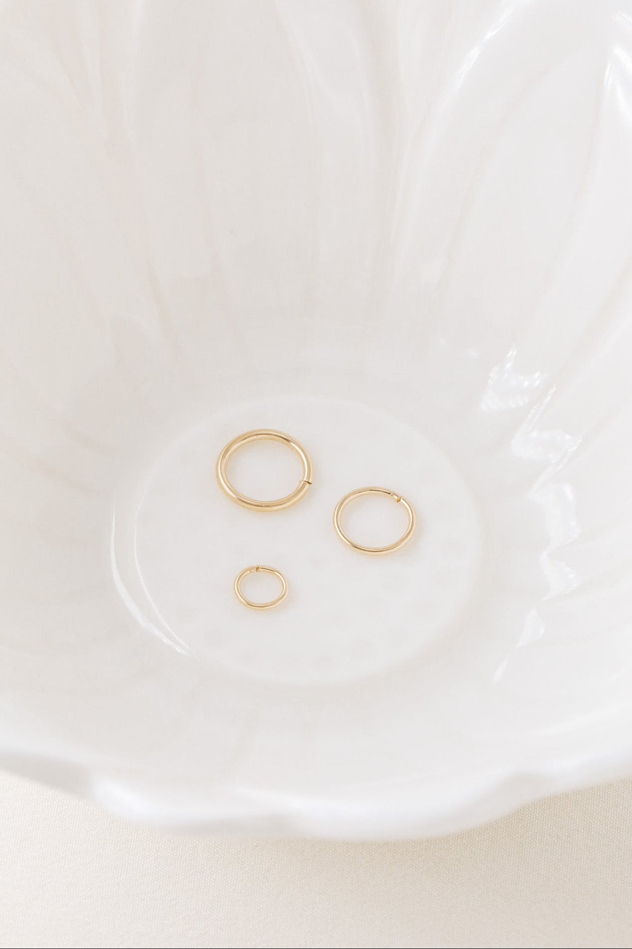 Diamond Cut Helix Hoop - Tiny Cartilage Earring - Endless Ring Hoops