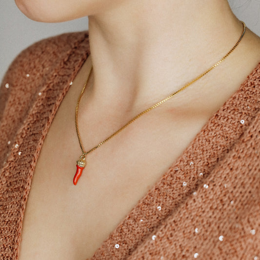 Italian Horn Necklace: 18K Gold Cornicello Luckycharm