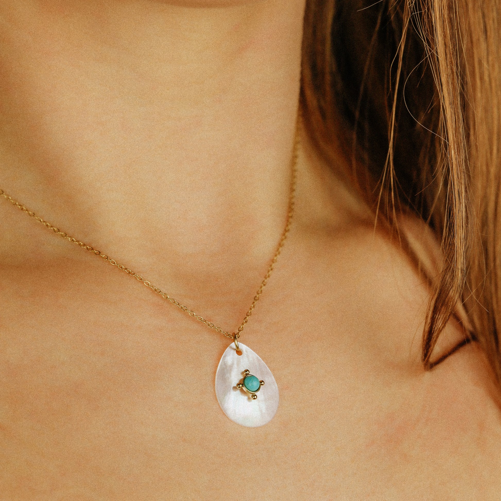 Turquoise Teardrop Shell Pendant Necklace in Stainless Steel