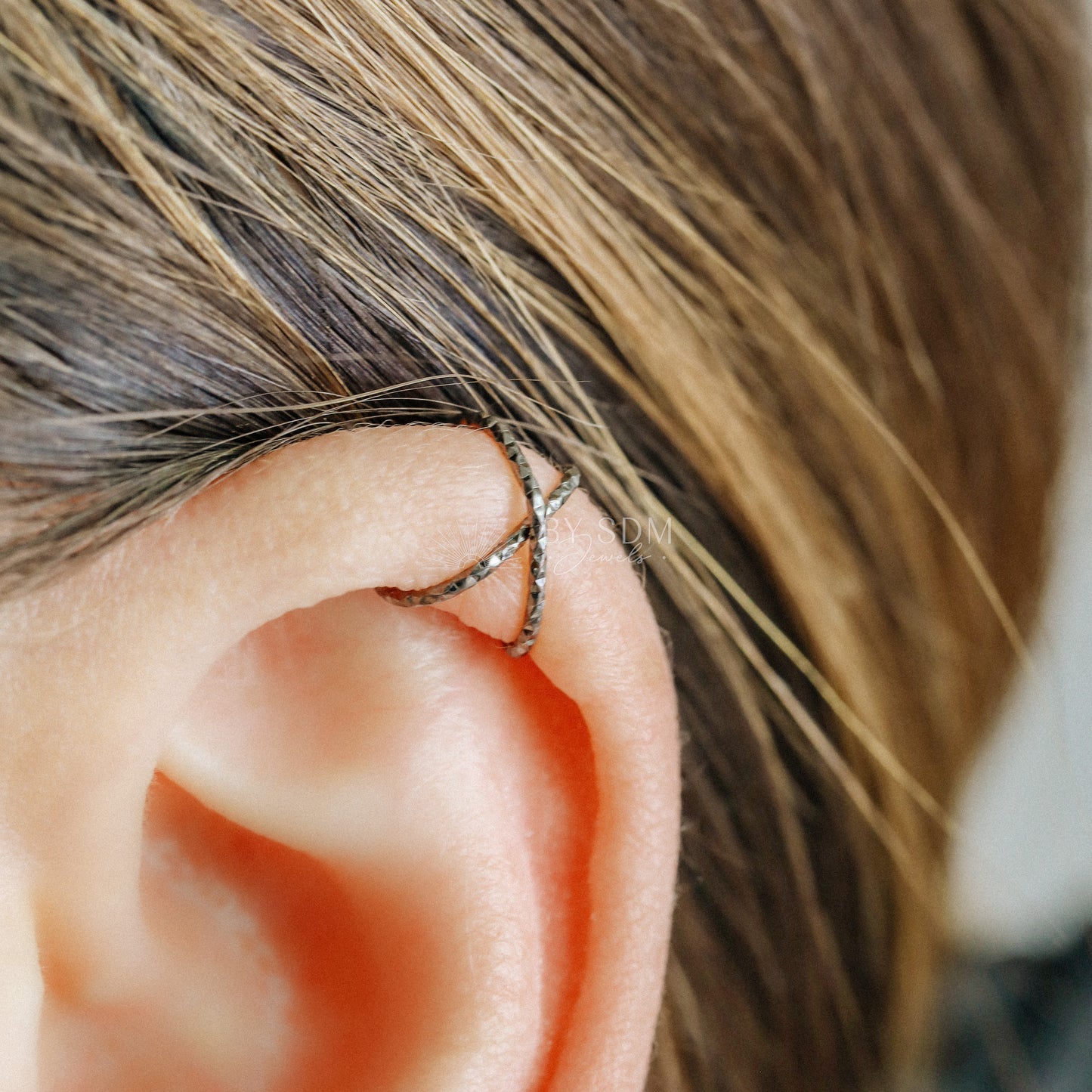 Criss Cross • Ear Cuff • Double Wire Ear Cuff • Helix Ear Cuff • Ear Cuffs • Helix earring • Minimalist Ear Cuff • BYSDMJEWELS