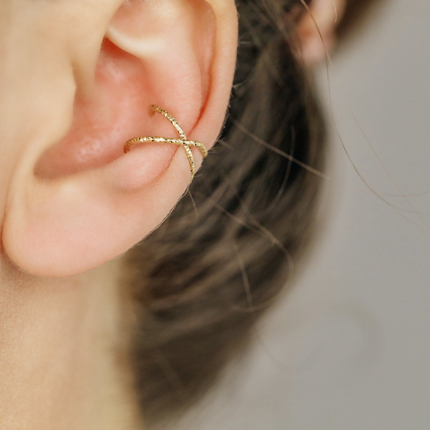 Diamond Cut Criss Cross Ear Cuff