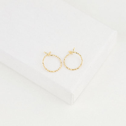 Orecchini a cerchio minimalisti • Orecchini a lobo e elica con chiusura a semplice anello