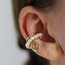 Load and play video in Gallery viewer, Pearl Ear Cuff
