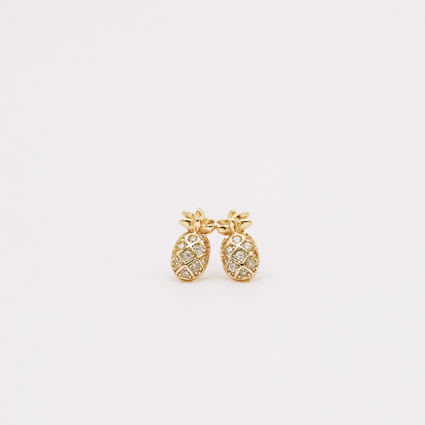 Minimal pineapple earrings inspired by tropical summer style