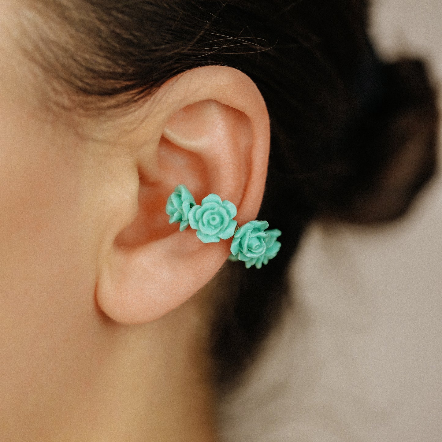 Turquoise aqua blue resin rose conch ear cuff with floral wrap design for cartilage styling