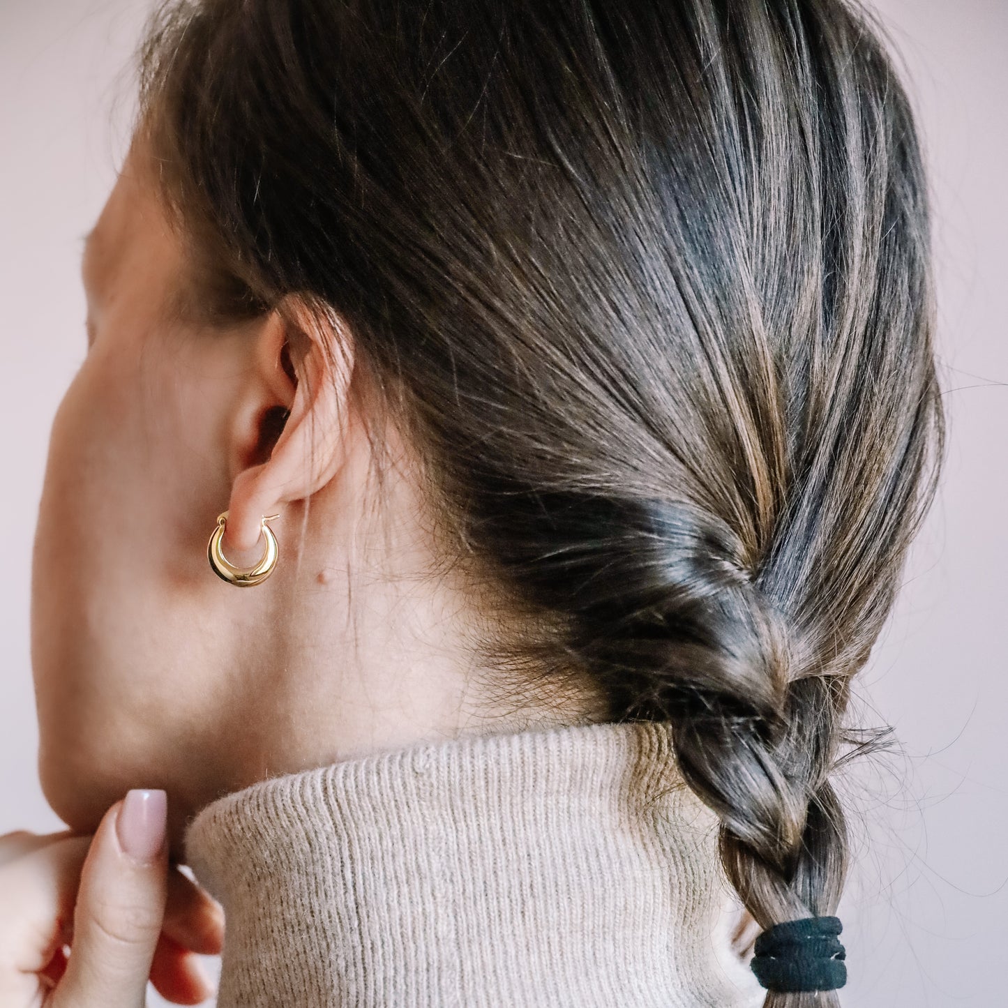 Statement Tapered Hoop Earrings • Gold Hoop Earrings • Lightweight Earrings • Minimalist Earrings • bySDMjewels jewelry