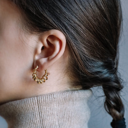 Twisted Hoop Earrings, Gold, Silver • Minimalist Earrings • Huggie Earrings • Birthday Gift • Perfect Gift for Her