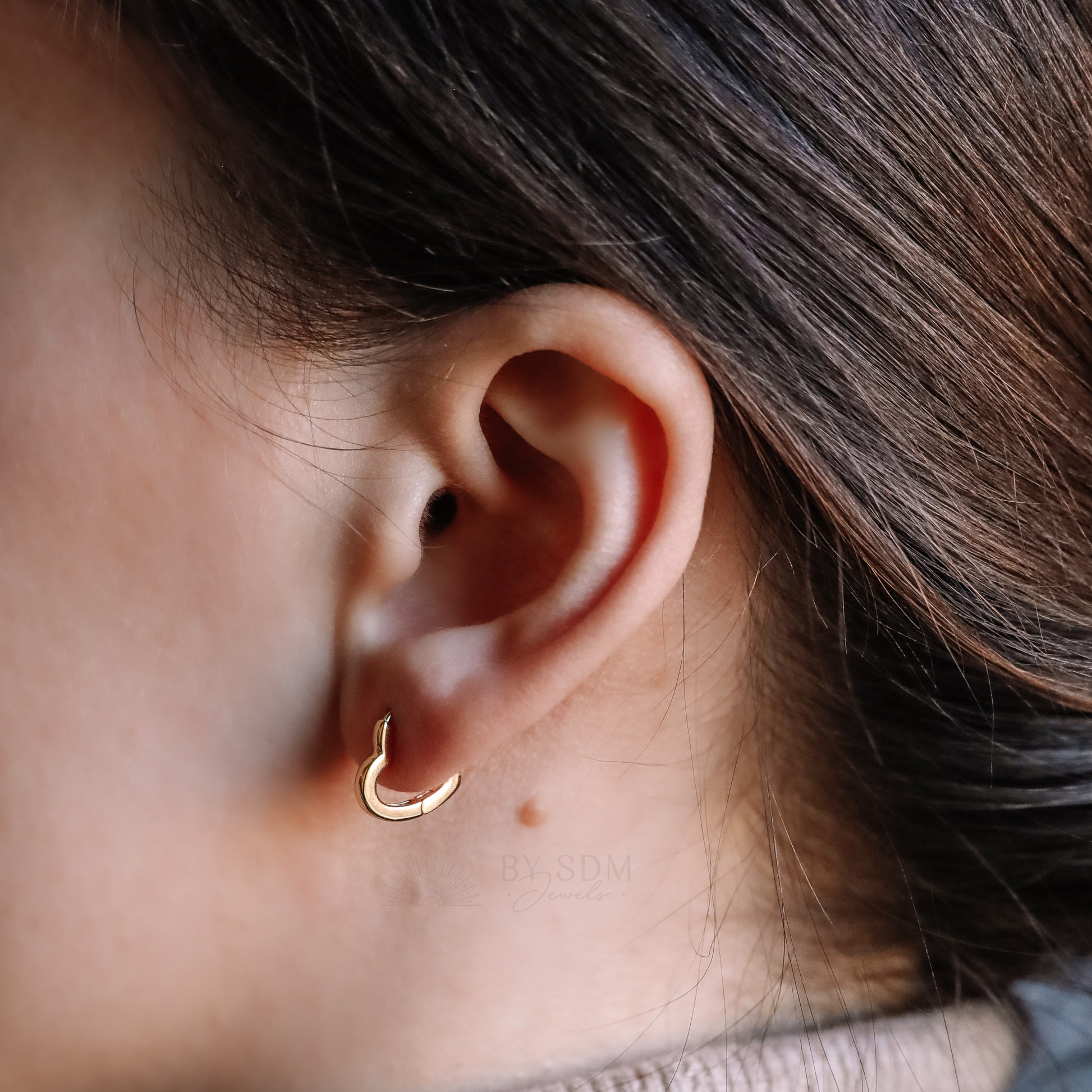 Heart Link Hoop Earrings • Huggies • Gold • Silver