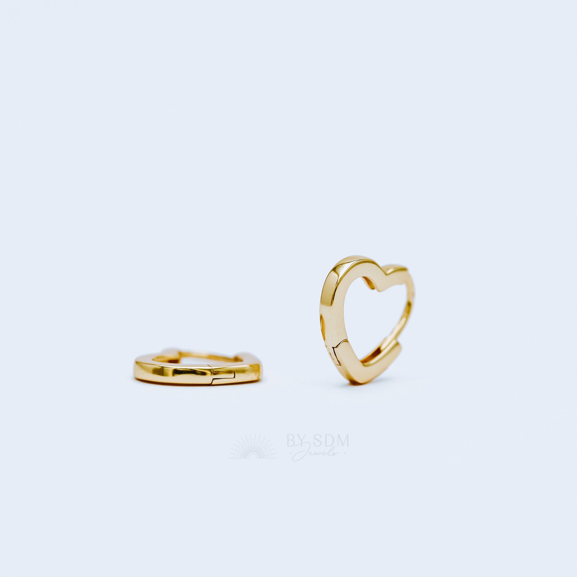 Heart Link Hoop Earrings • Huggies • Gold • Silver