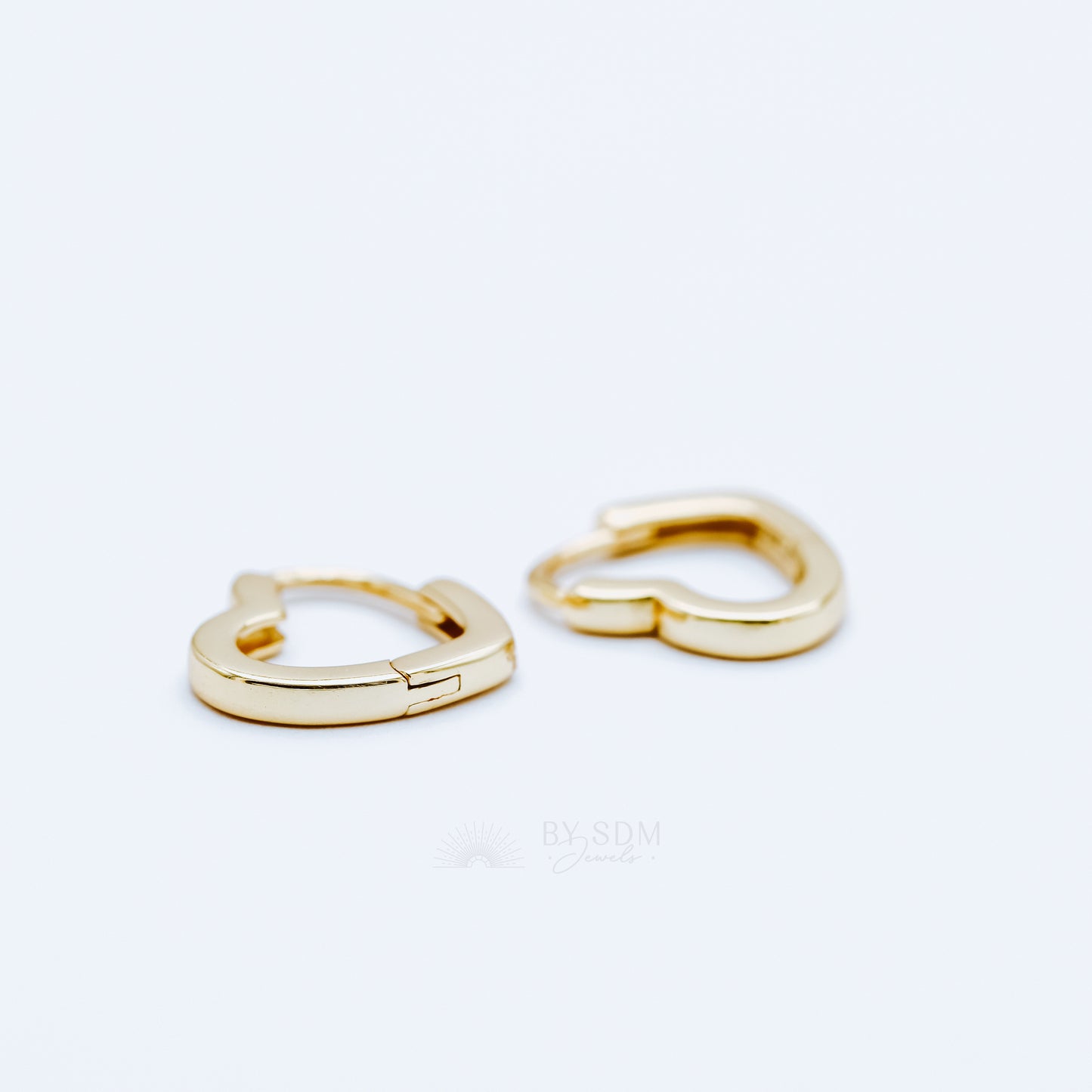 Heart Link Hoop Earrings • Huggies • Gold • Silver