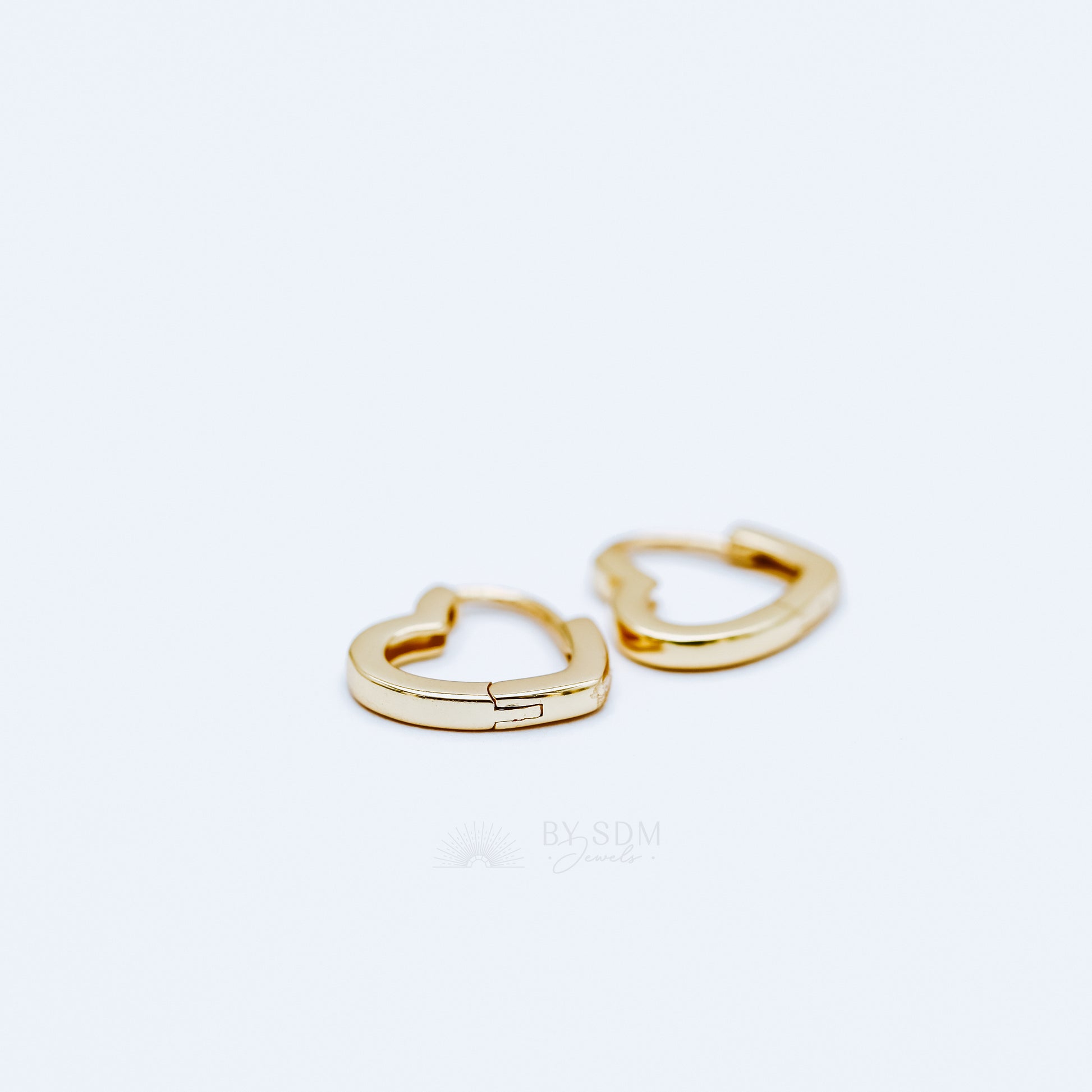 Heart Link Hoop Earrings • Huggies • Gold • Silver