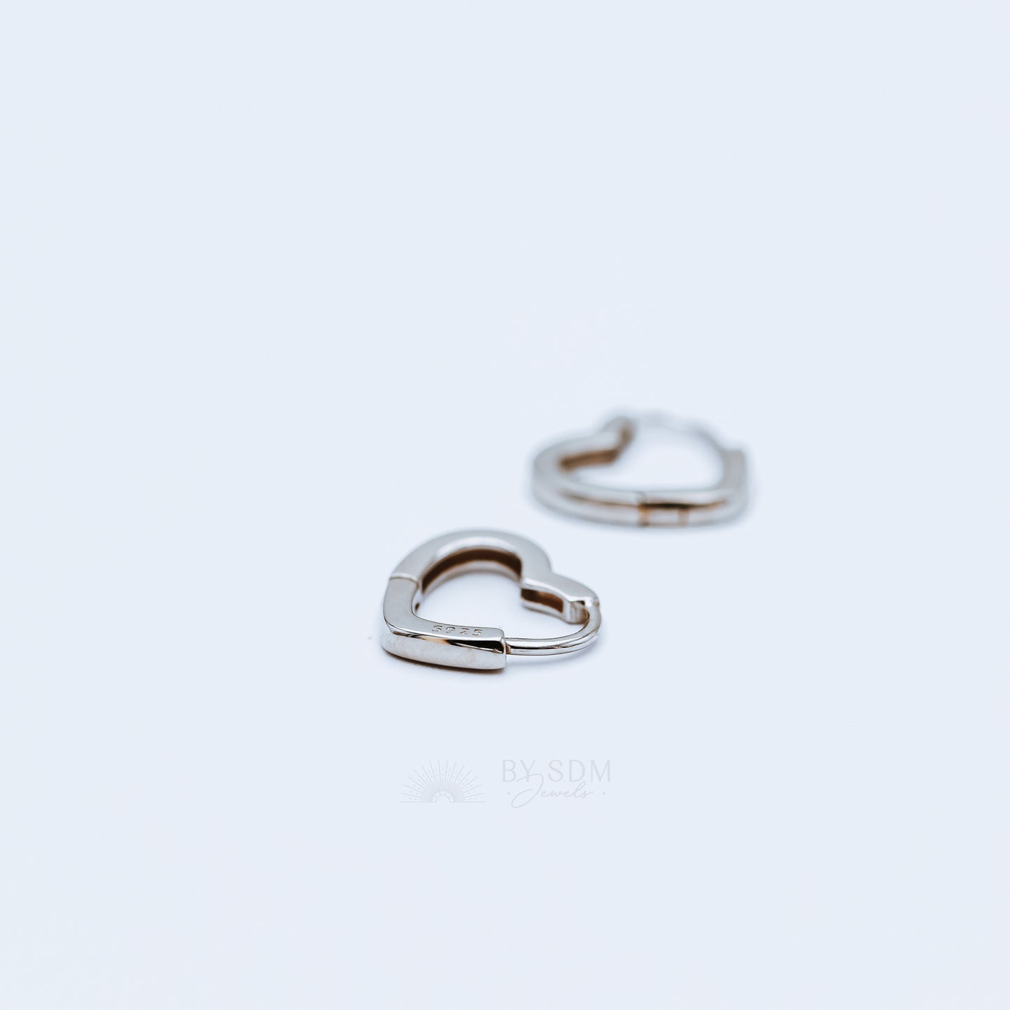Heart Link Hoop Earrings • Huggies • Gold • Silver