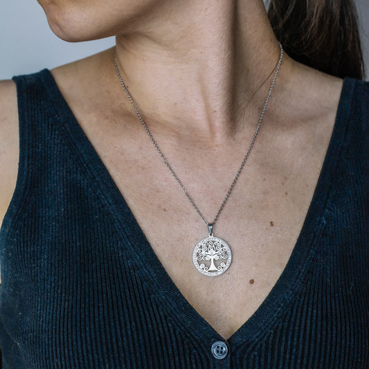Dainty Tree of Life Necklace • Stainless Steel Family Tree Pendant • Family Tree Jewelry for Her, Arbre de Vie • Gift For Mom and Grandma