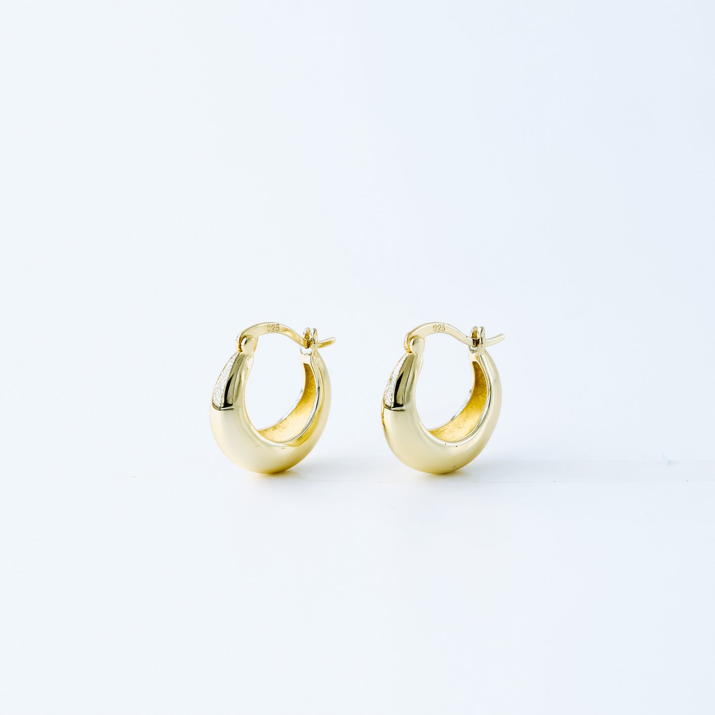 Statement Tapered Hoop Earrings • Gold Hoop Earrings • Lightweight Earrings • Minimalist Earrings • bySDMjewels jewelry