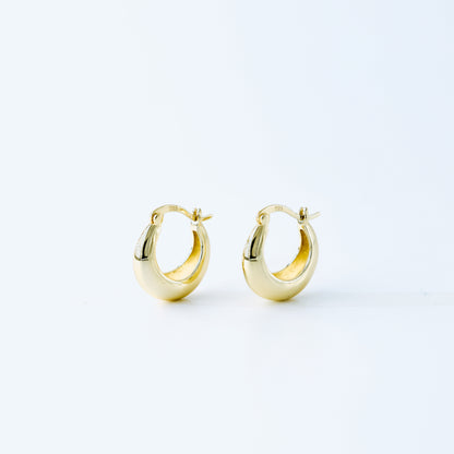 Statement Tapered Hoop Earrings • Gold Hoop Earrings • Lightweight Earrings • Minimalist Earrings • bySDMjewels jewelry