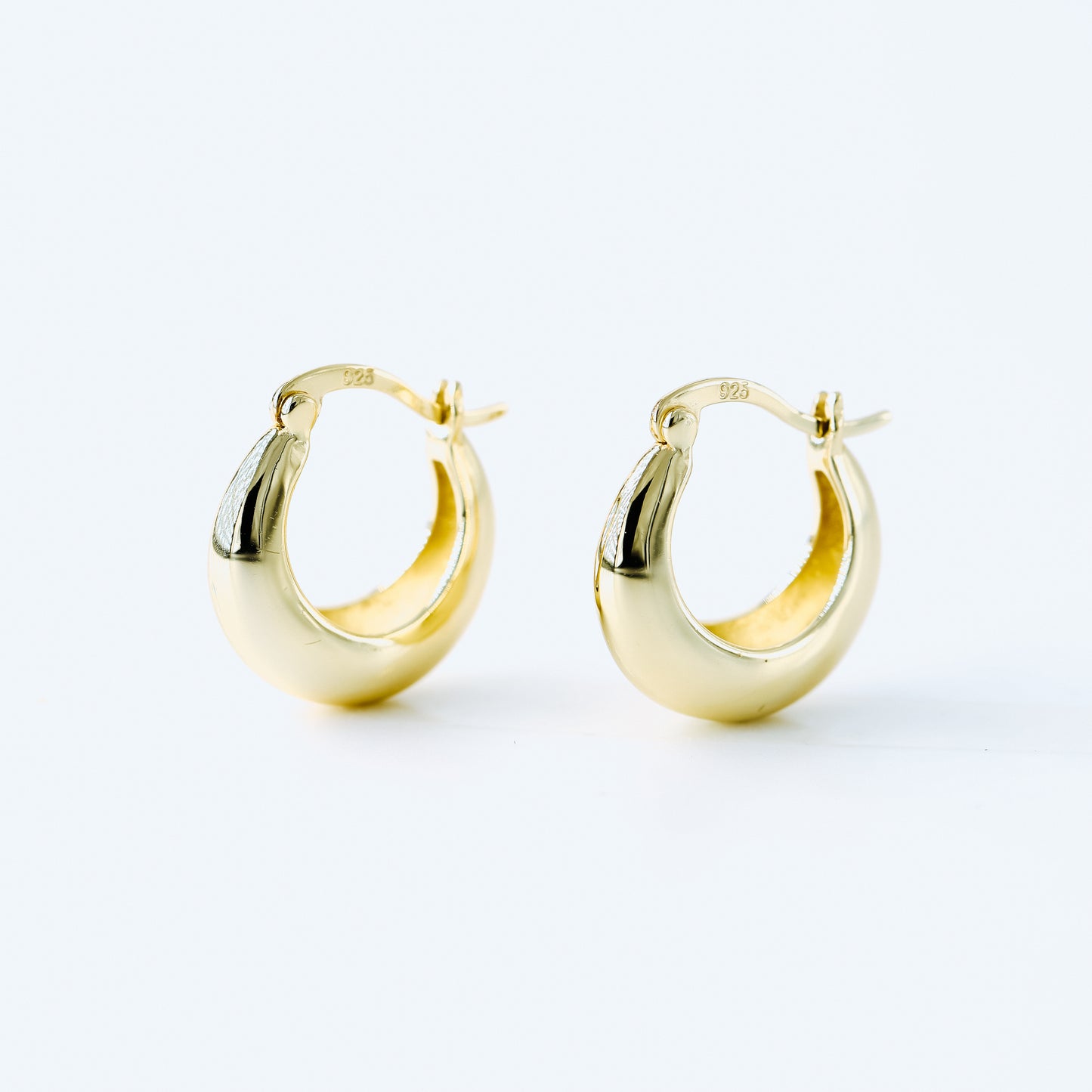 Statement Tapered Hoop Earrings • Gold Hoop Earrings • Lightweight Earrings • Minimalist Earrings • bySDMjewels jewelry
