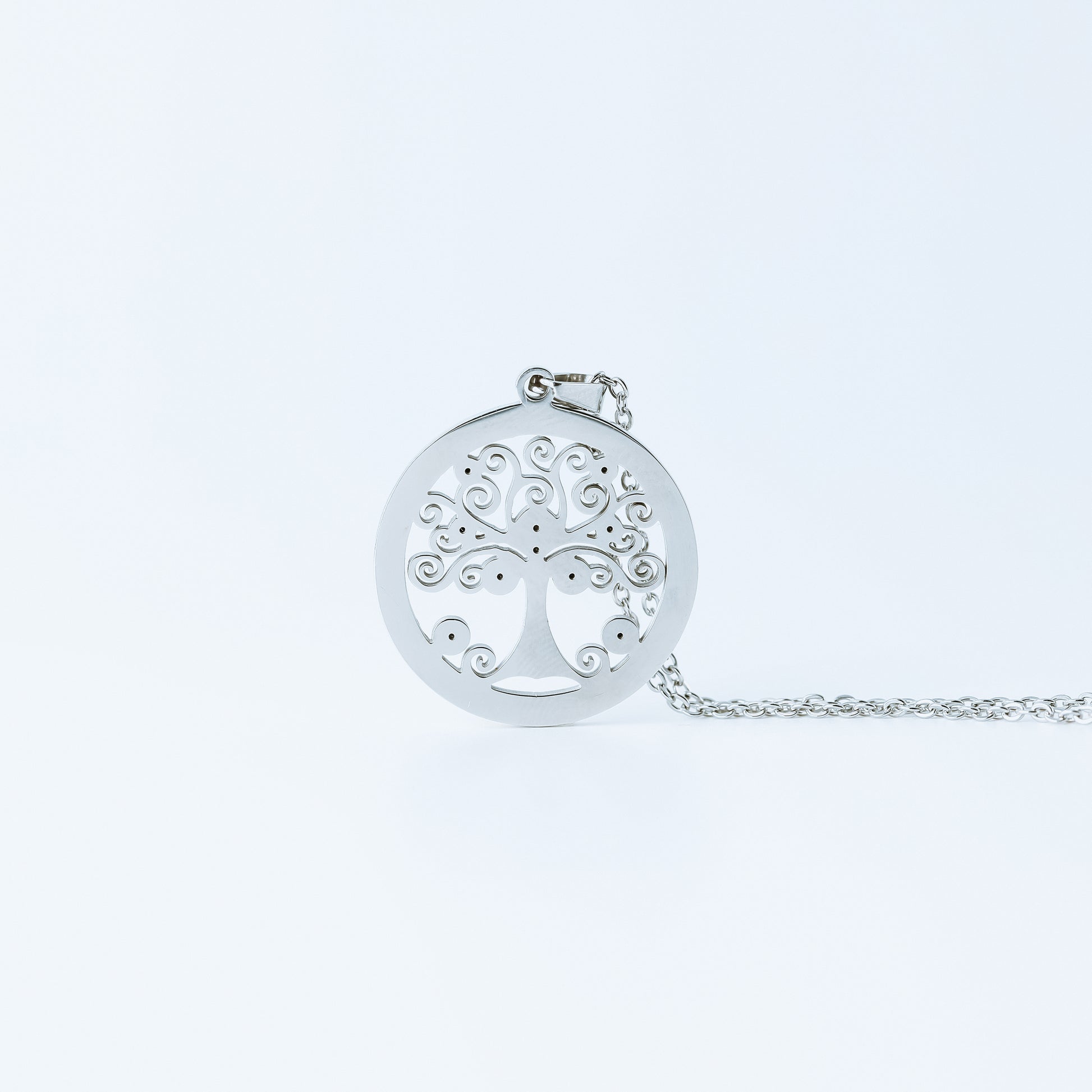 Dainty Tree of Life Necklace • Stainless Steel Family Tree Pendant • Family Tree Jewelry for Her, Arbre de Vie • Gift For Mom and Grandma