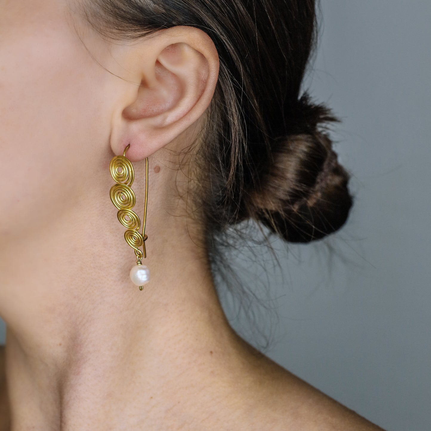 Gold Pearl Earrings • Handmade Fresh Water Pearl Earrings • Gold Dangle Earrings • Pearl Drop Earrings • BYSDMJEWELS