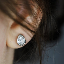 Load image into Gallery viewer, Dainty Teardrop Stud Earrings, Silver, Rose Gold, BYSDMJEWELS

